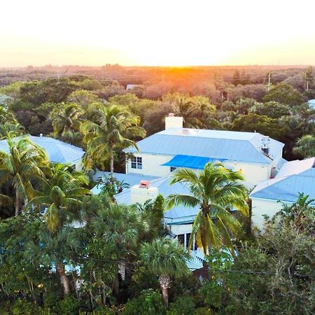 The Caribbean Court Boutique Hotel Vero Beach Dış mekan fotoğraf